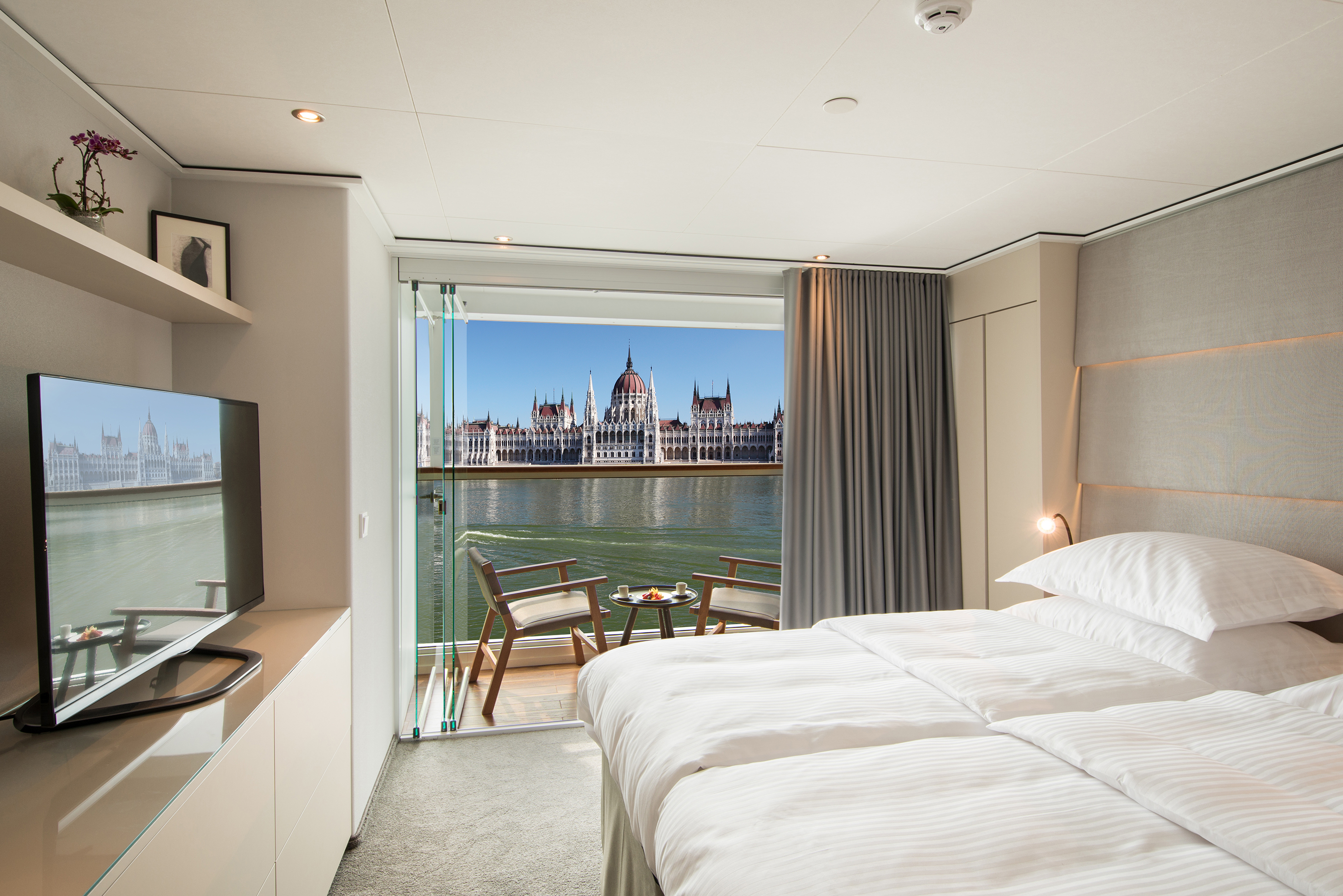 Emerald Grand Balcony Suite-[S]
