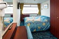 Cabine avec 1 lit double sur le pont supérieur – [1GL_PS]