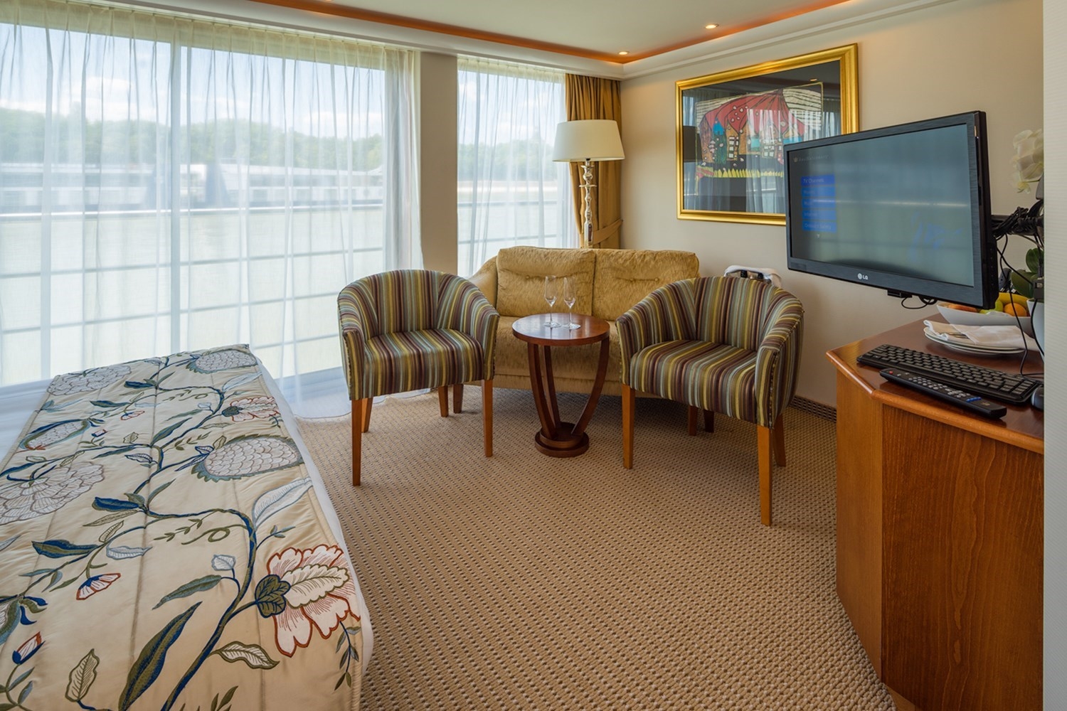 Junior Suite-[S]