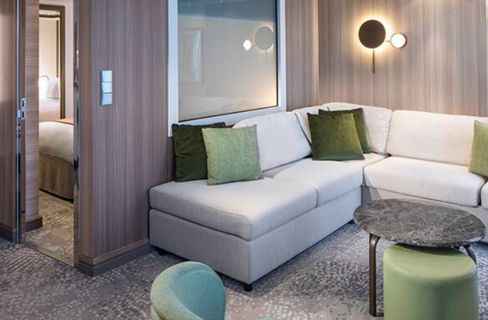 Celebrity Suite-[CS]