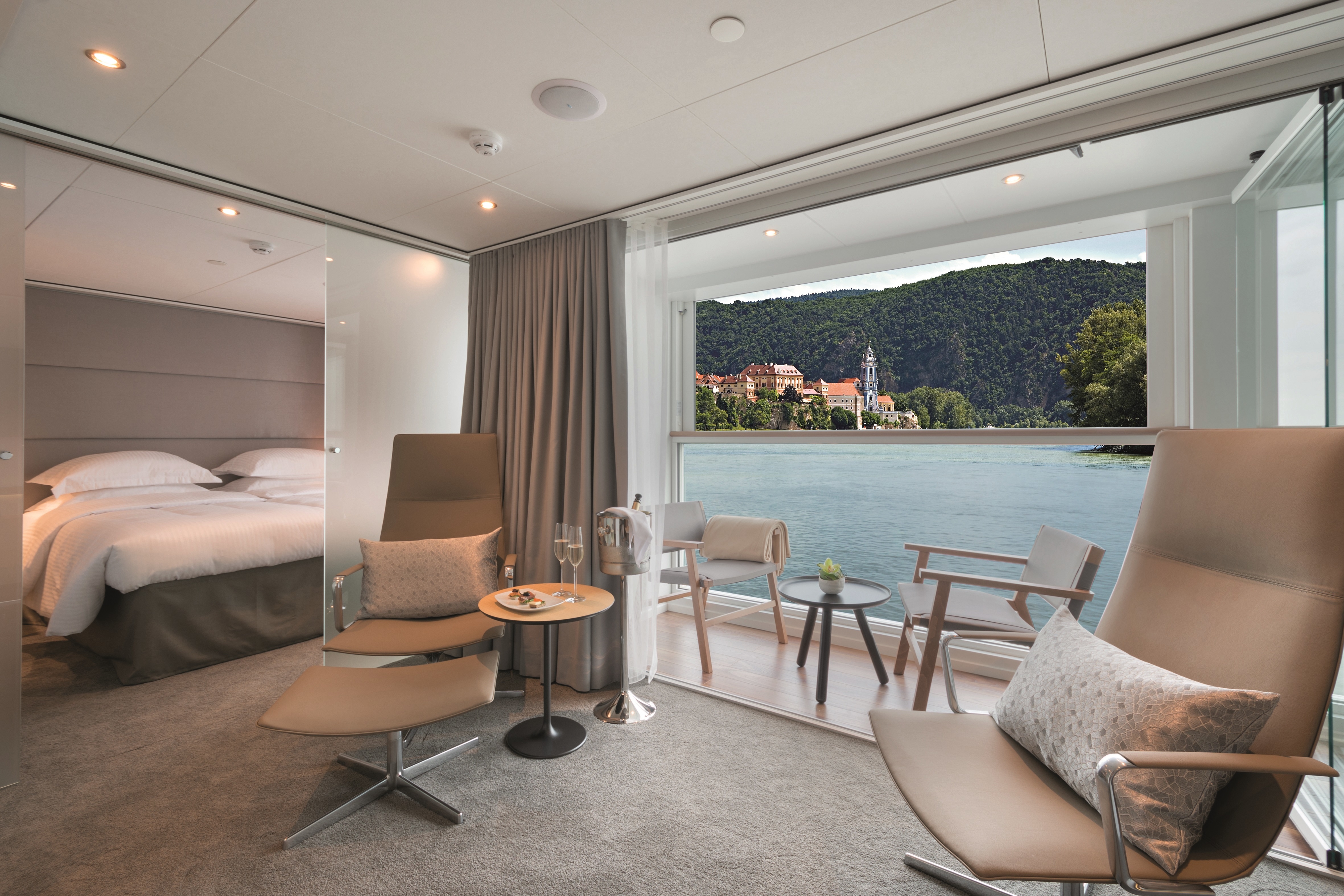 Owner’s One Bedroom Suite-[SA]