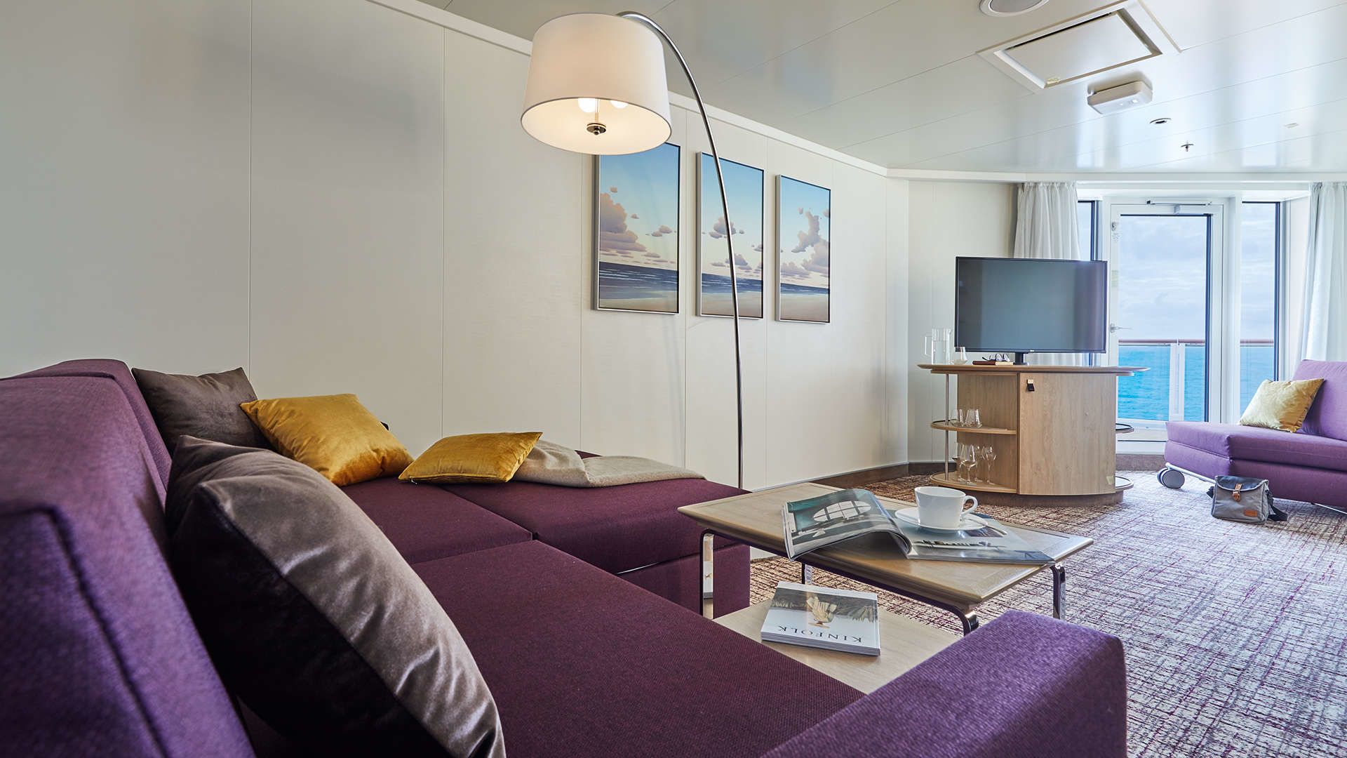 Premium-Suite-[SB]