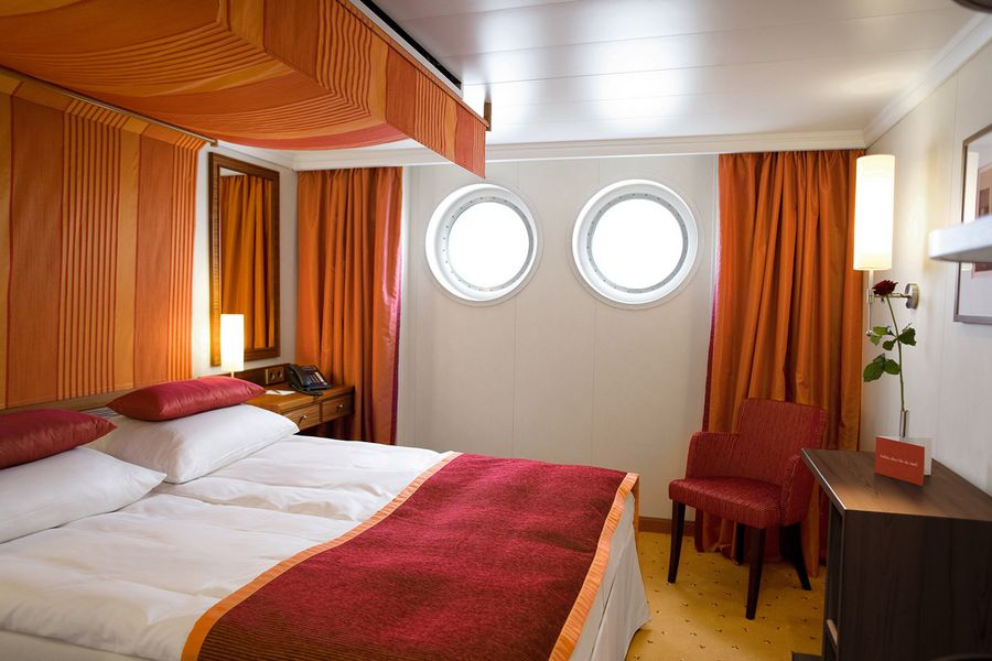 2-Bett Außenkabine mit zusätzlichem Bett-[A3]