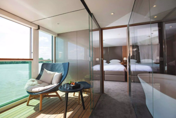 Royal Owner’s Suite-[RO]