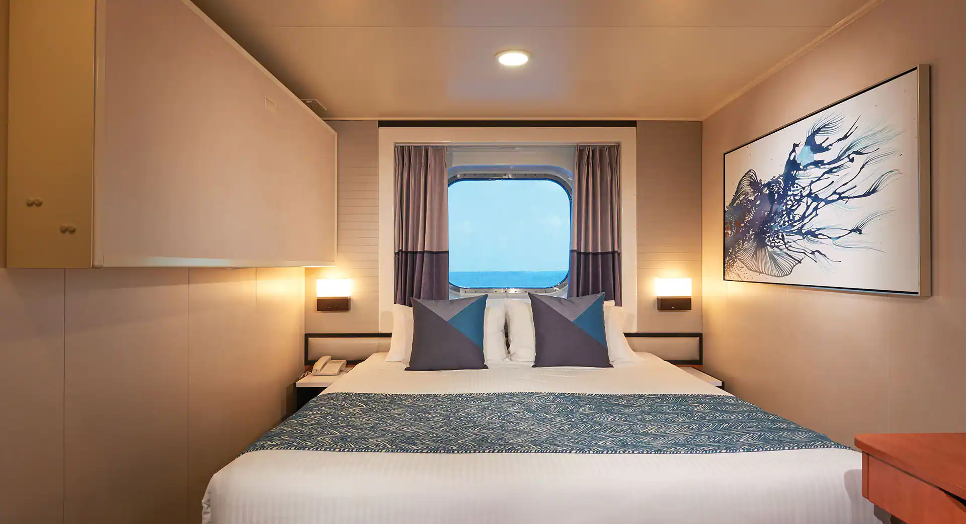 Familien-Außenkabine-[O4]