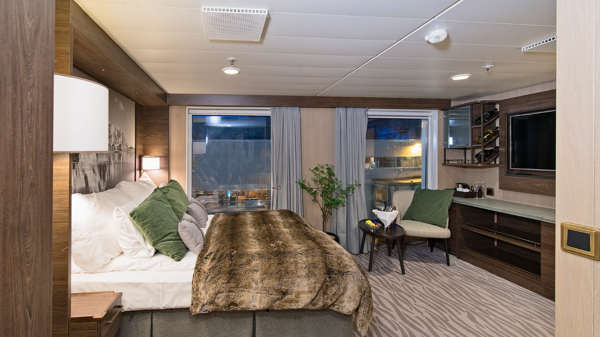 Expedition Mini Suite-[Q2]