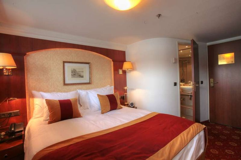 Junior Suite Mitteldeck, franz. Balkon-[E]
