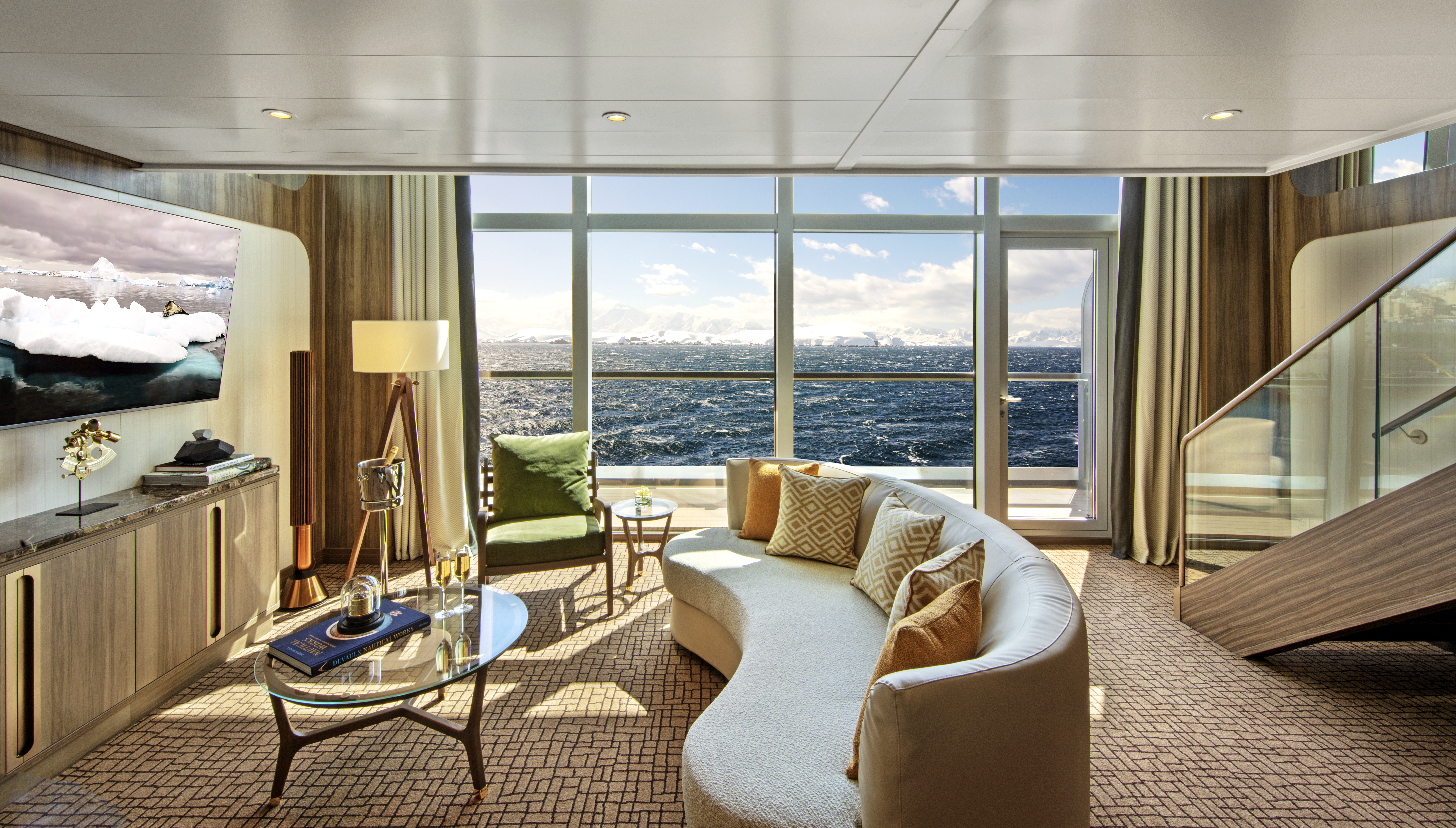 Wintergarden Suite-[WG]