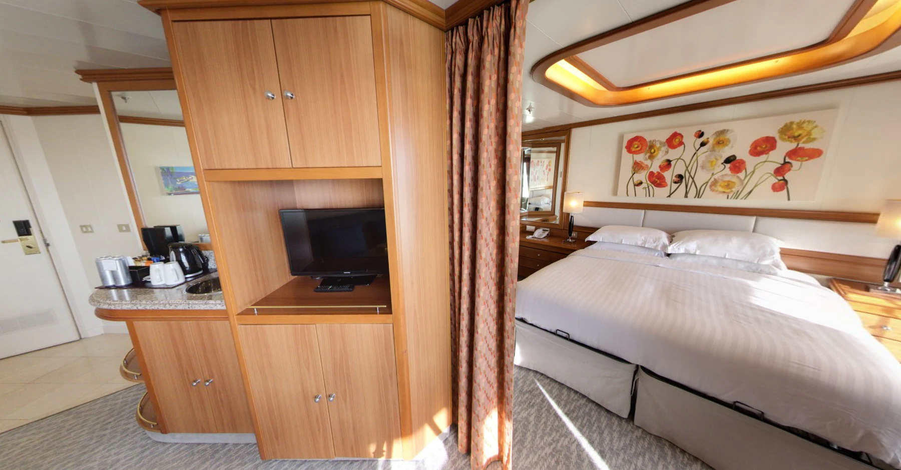 Penthouse-Suite mit Badewanne/Dusche -[A1]