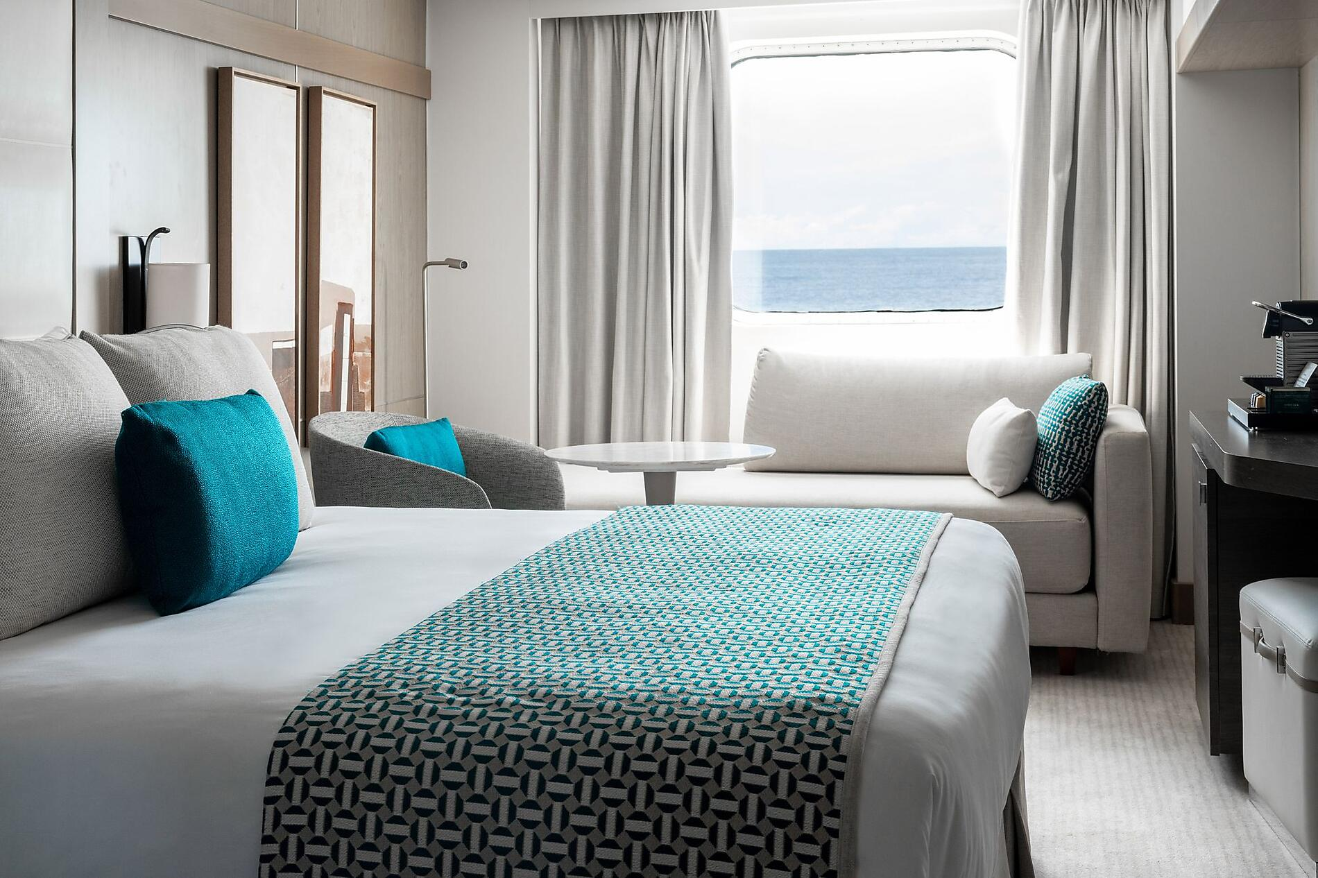 Deluxe Stateroom-[D]