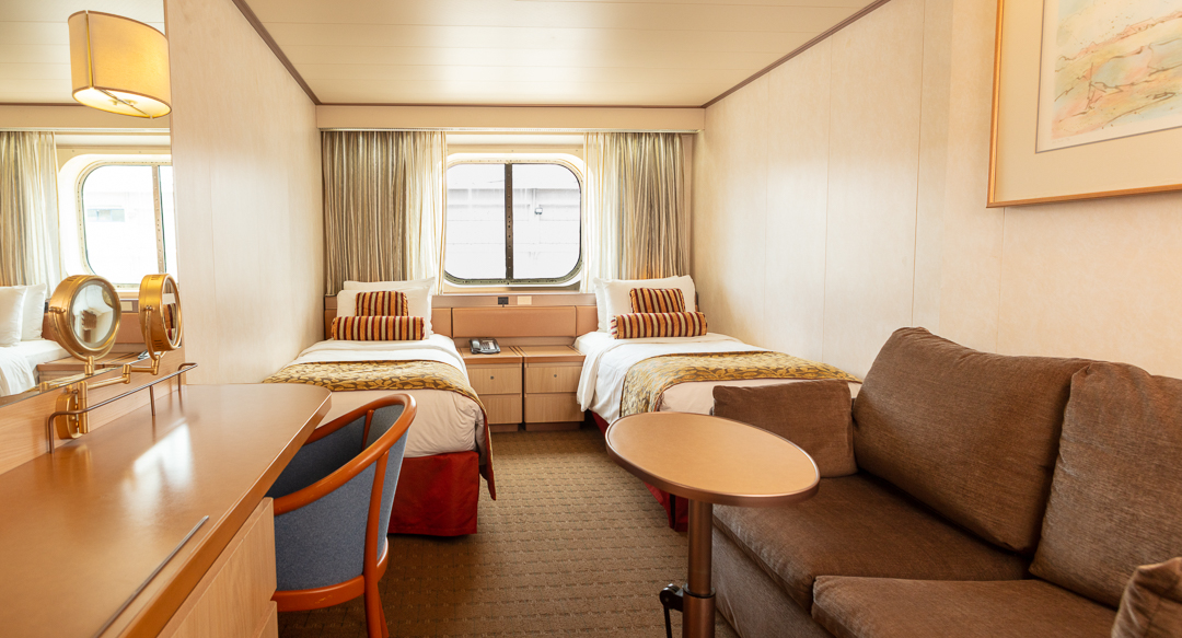 Exterior Cosmos Cabin-[XC]