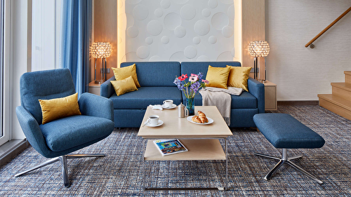Penthouse Suite-[PS]