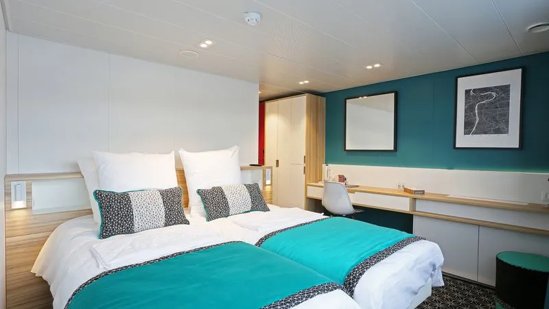 CABINE DE CATEGORIE B AVEC UN GRAND LIT SUR LE PONT PRINCIPAL-[B_DBL_PP]